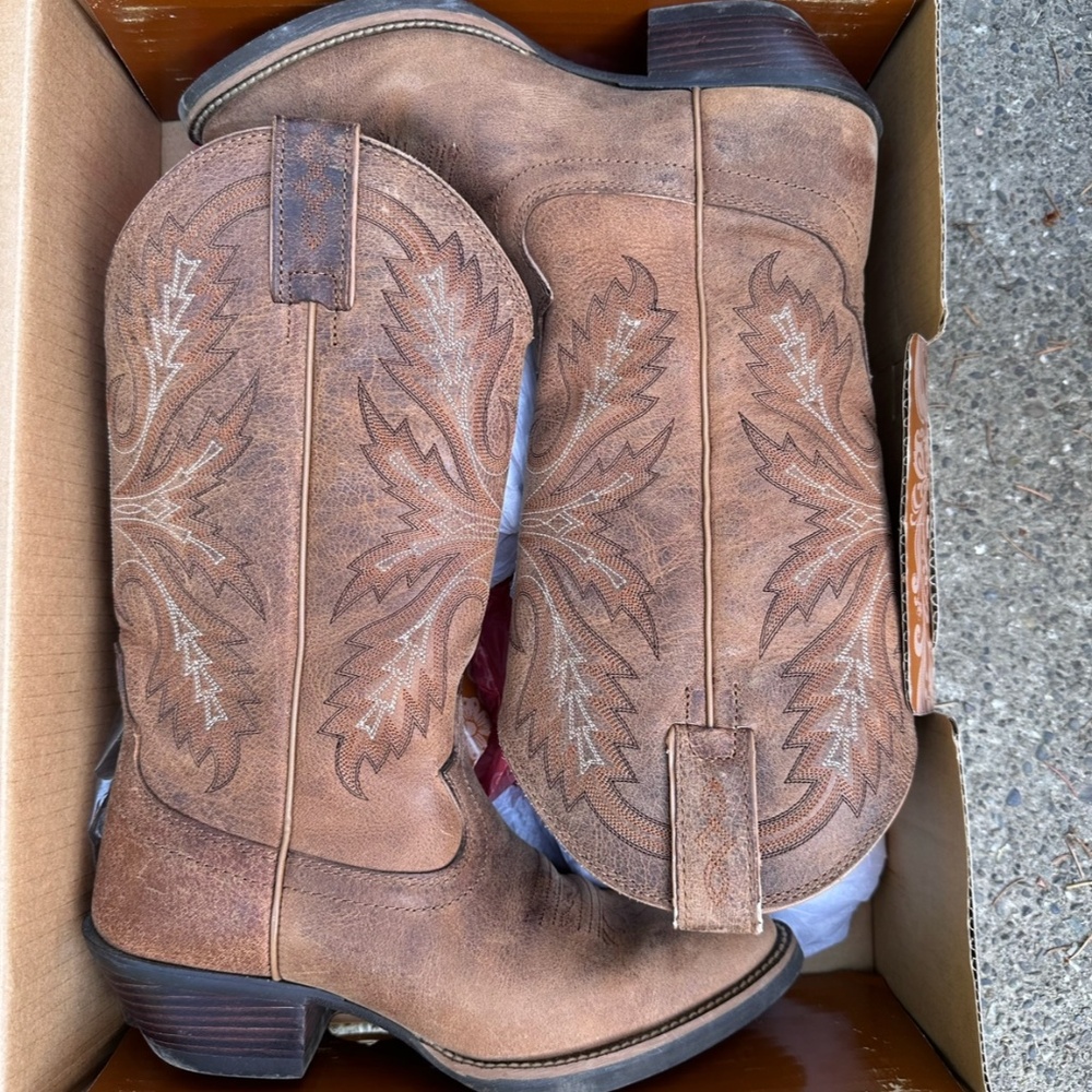 Justin Cowgirl Boots